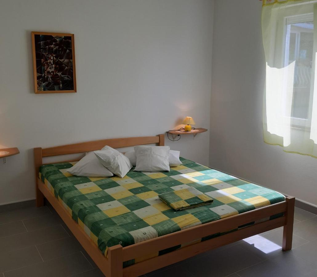 Apartmani Miletic Novi Vinodolski Exterior foto
